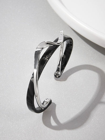 Andkiss Gilded Silhouette Cuff