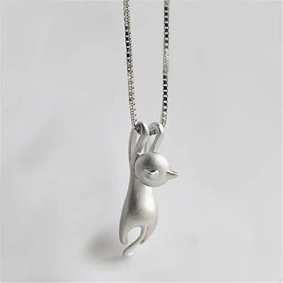 DANGLING KITTY NECKLACE