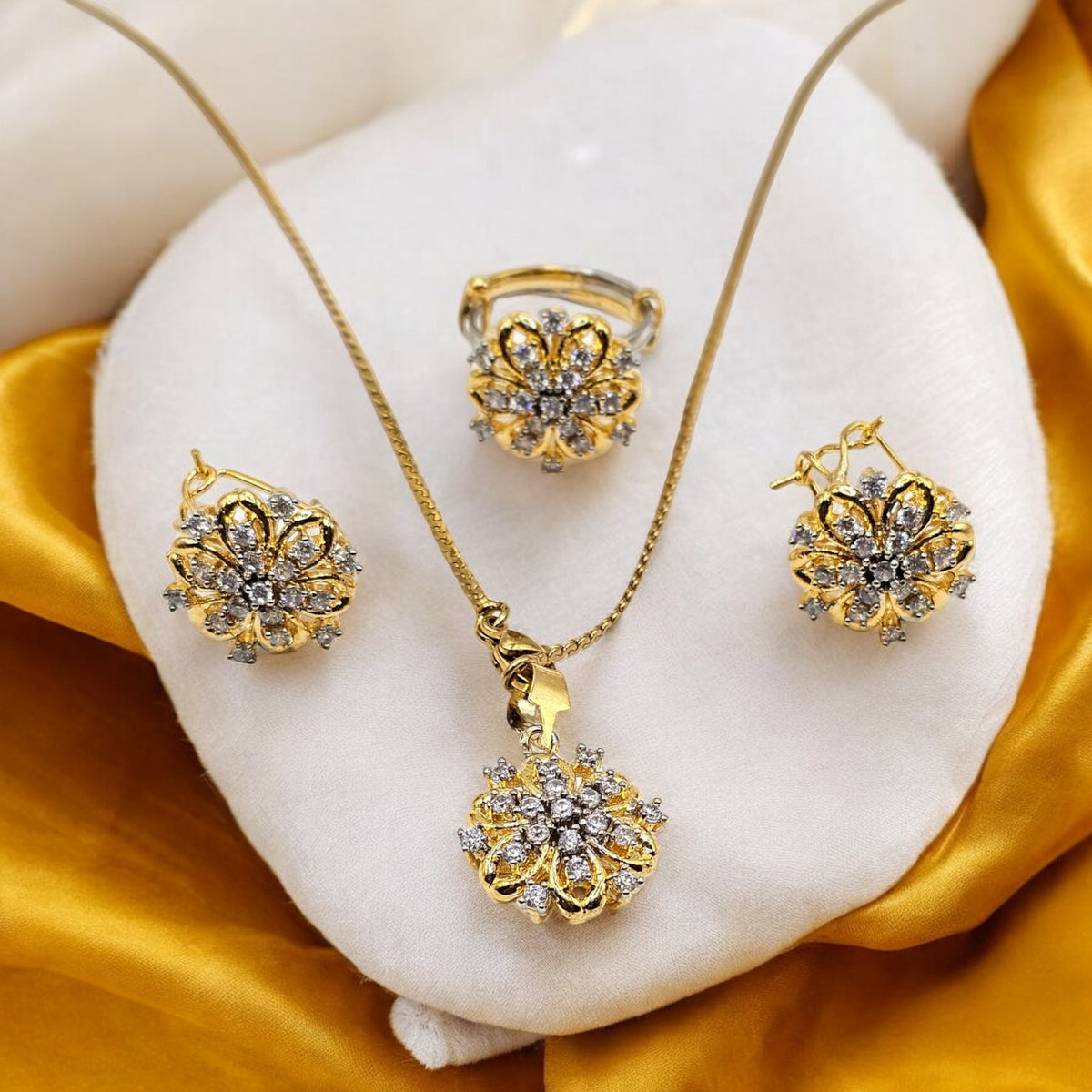 Handmade | 22K Gold Plated | Diamond Cut Zircon Judao Locket Set | ZJ120