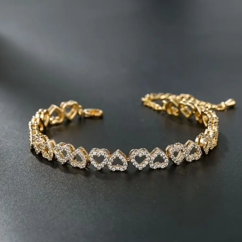 GLAMOROUS HEART BRACELET (ADJUSTABLE)