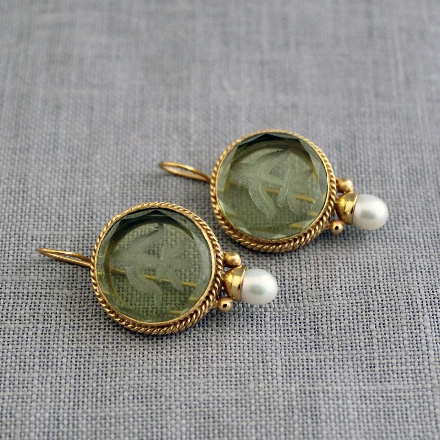 Queen Premium Earrings