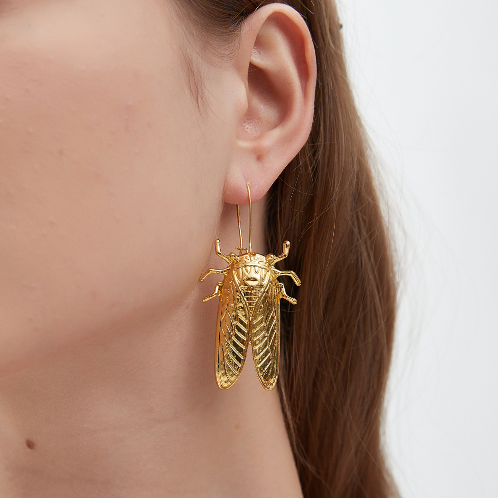 GOLDEN CICADA EARRINGS (PAIR)