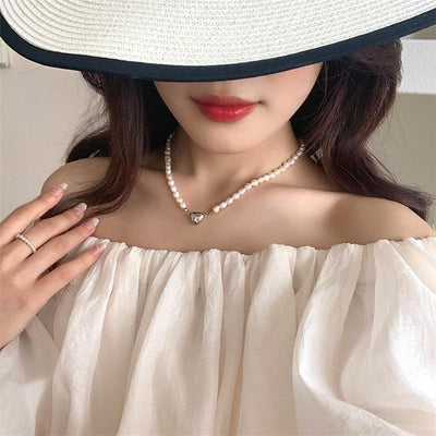 Heart Symphony Linked Pearl Necklace