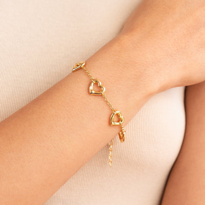 String of Hearts' Bracelet